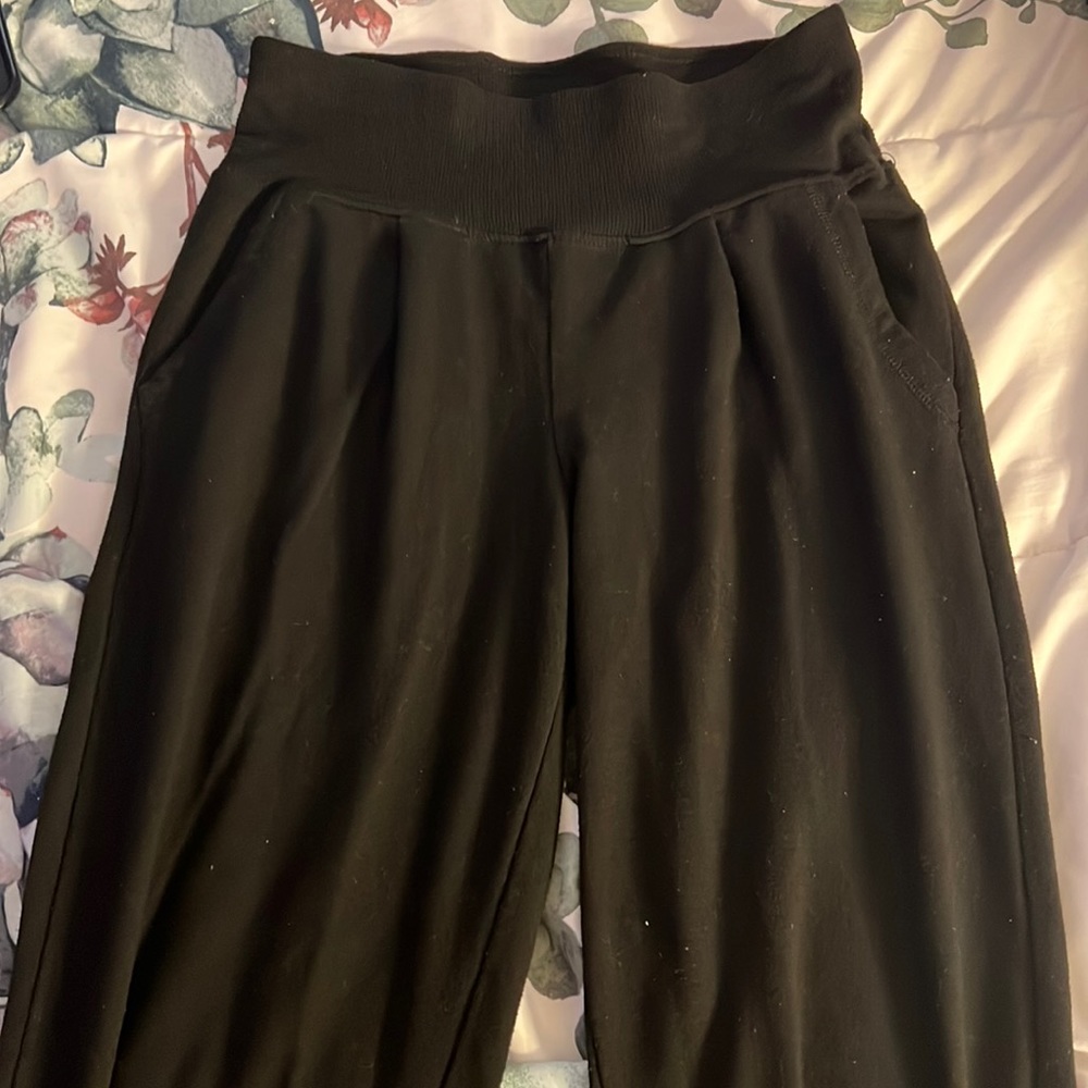 Danskin Black Baggy Athletic Pants | Size S